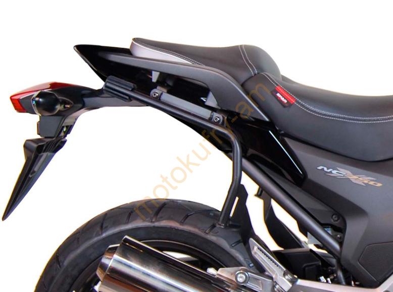 Honda Integra 14-15 boční nosiče Shad 3P H0NT74IF