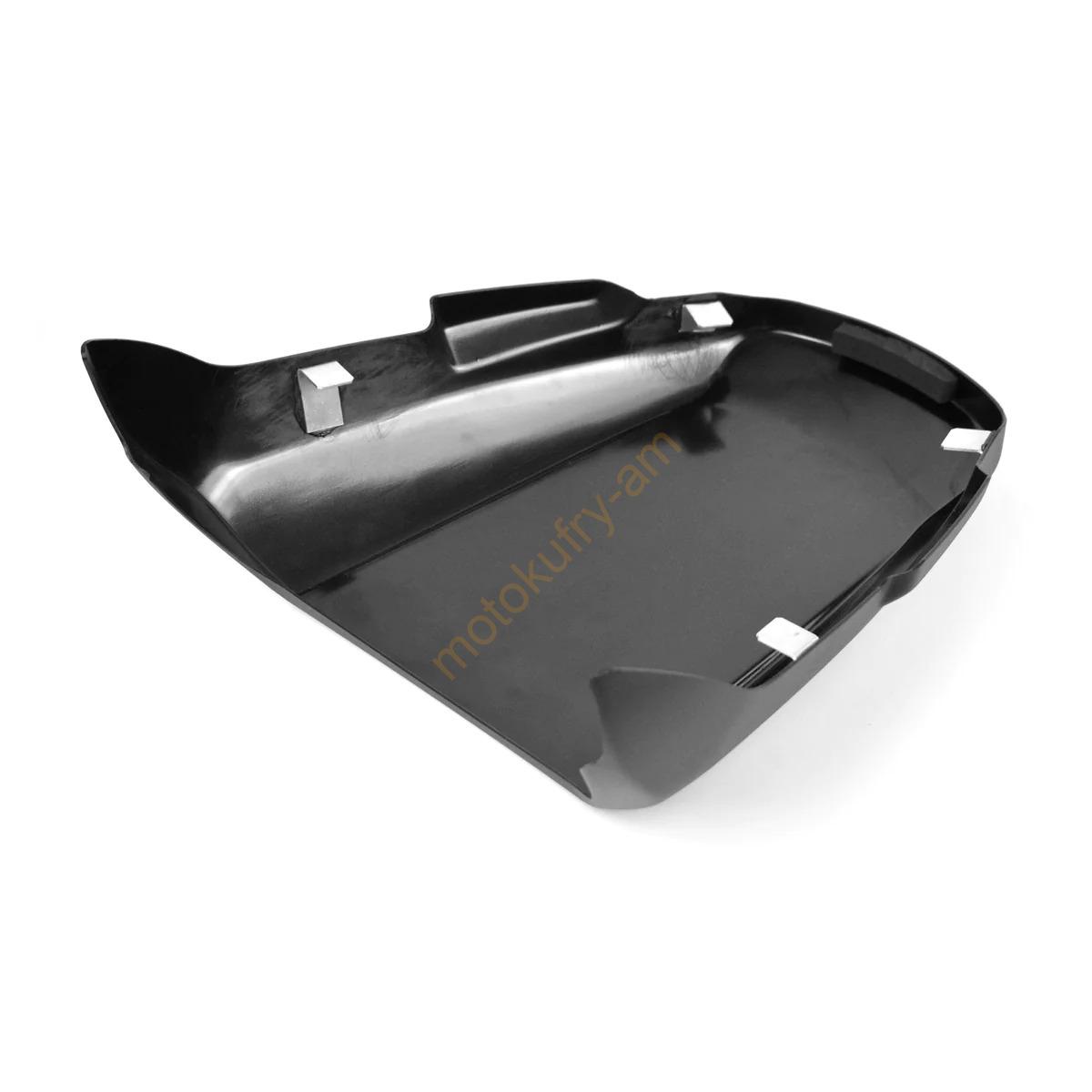 Moto Guzzi V100 Mandello / S 22- kryt motoru 38406M