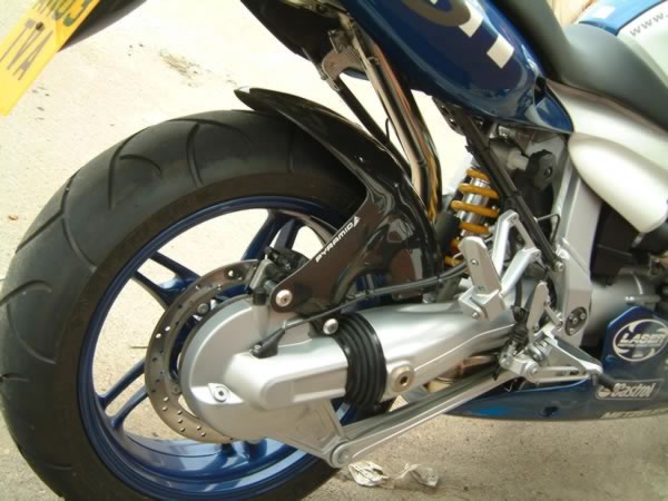 BMW K1200 RS 97-05 / K1200 GT 03-05 Blatníček zadní 07408B