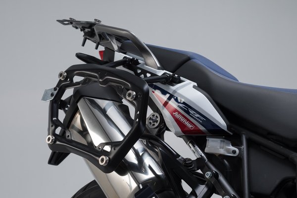 Honda CRF1000L Africa Twin 15-17 boční nosiče SW-PRO KFT.01.622.30001/B