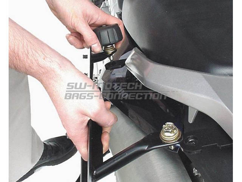 QLS.00.046.10101/B Zámky nosiče SW-EVO Quick-lock