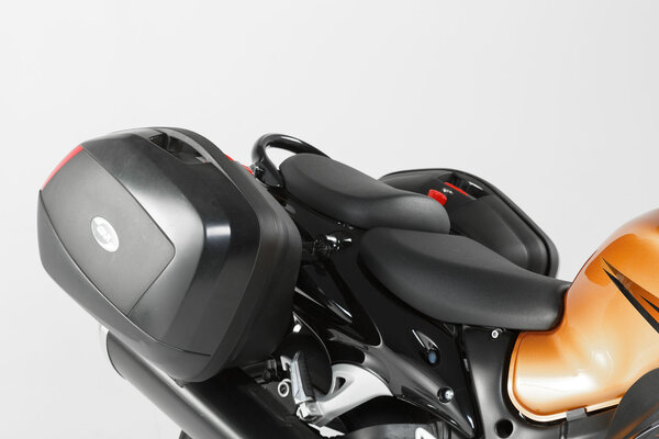 SUZUKI Hayabusa 1300 08-20 boční nosiče KFT.05.575.16000/B