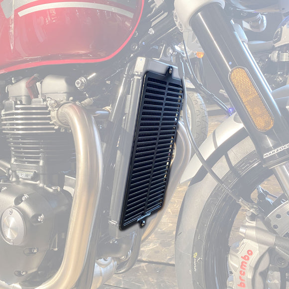 Triumph Bonneville mřížka chladiče 526121M
