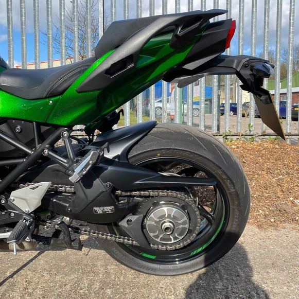 Kawasaki Ninja H2 SX 2018- blatníček 073925M