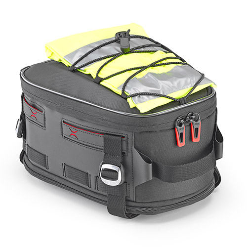 Givi XL07B zadní moto brašna 12L.