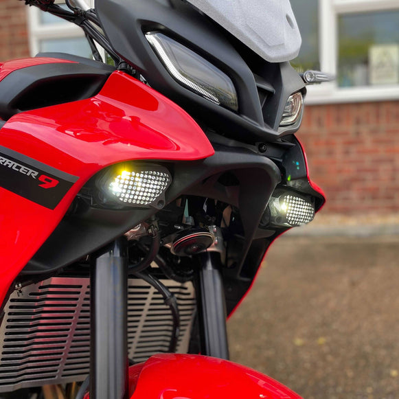 Yamaha Tracer 9 GT 21- kryt spodních světel 32270M