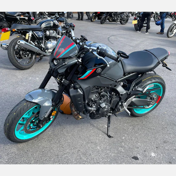 Yamaha MT-09 2021-2023 štítek 22160D