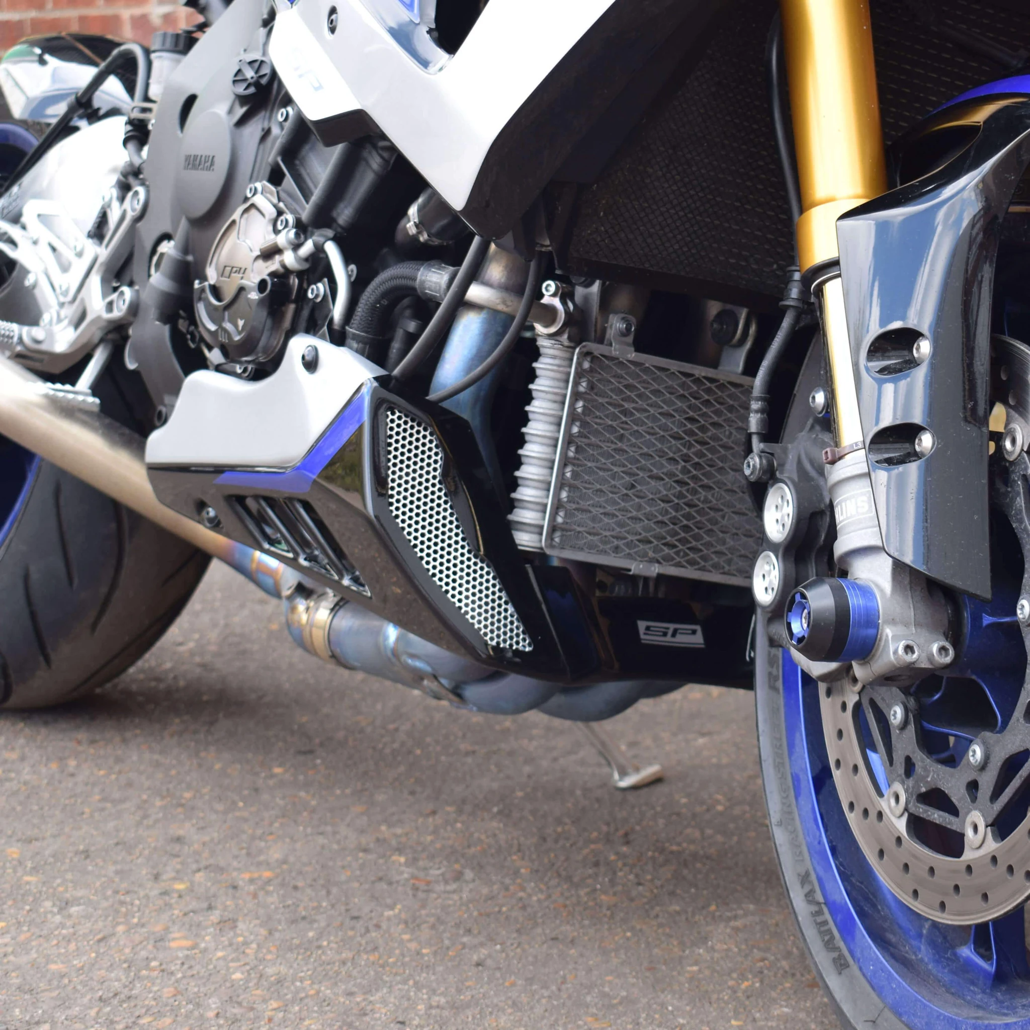Yamaha MT-10 SP 17- klín pod motor 22155G