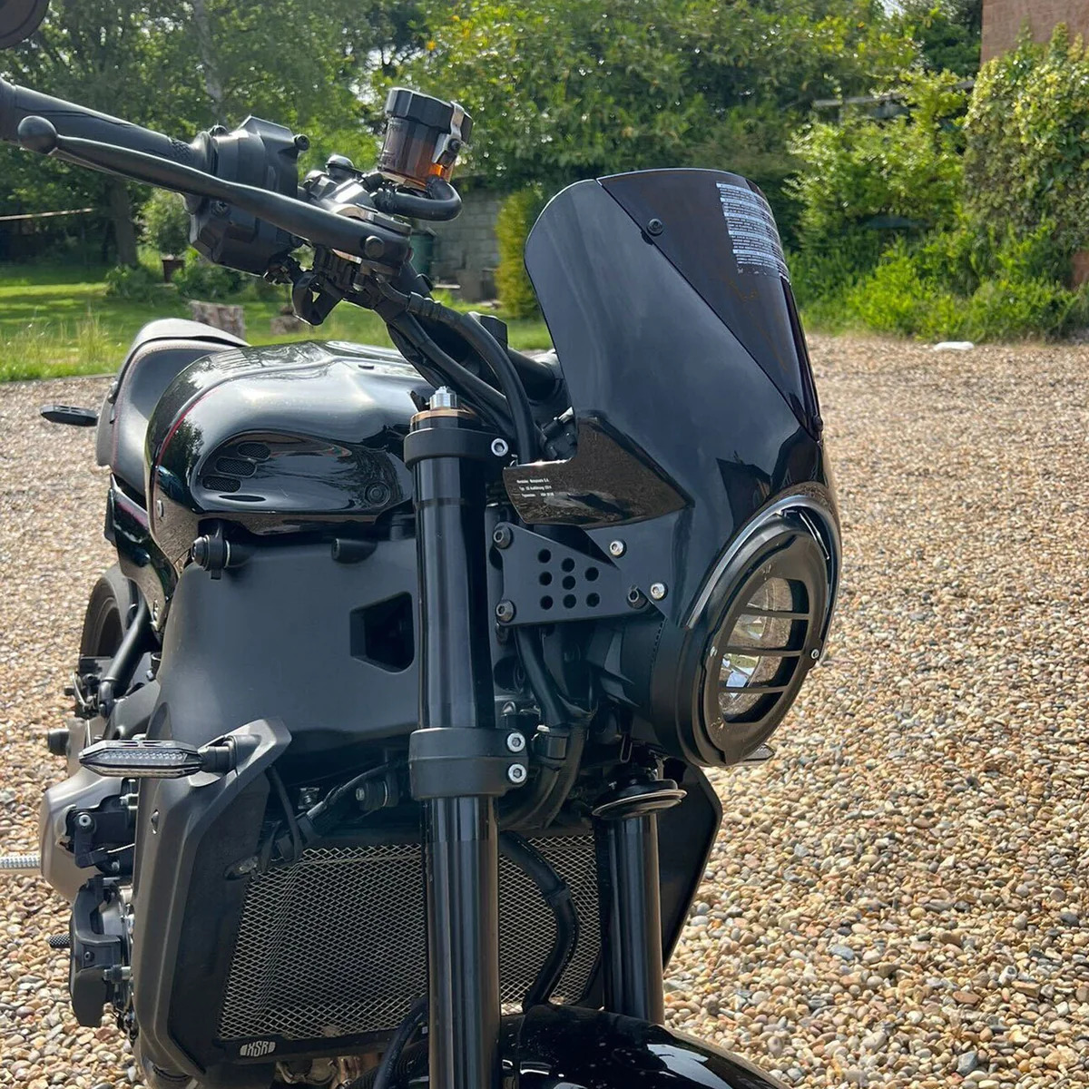 Yamaha XSR 900 22- přední štít 22286FZ