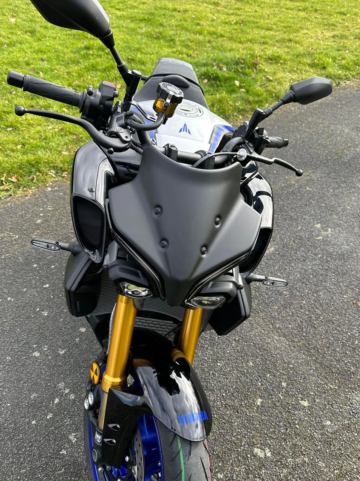 Yamaha MT-10 22- přední šít 22215PZ
