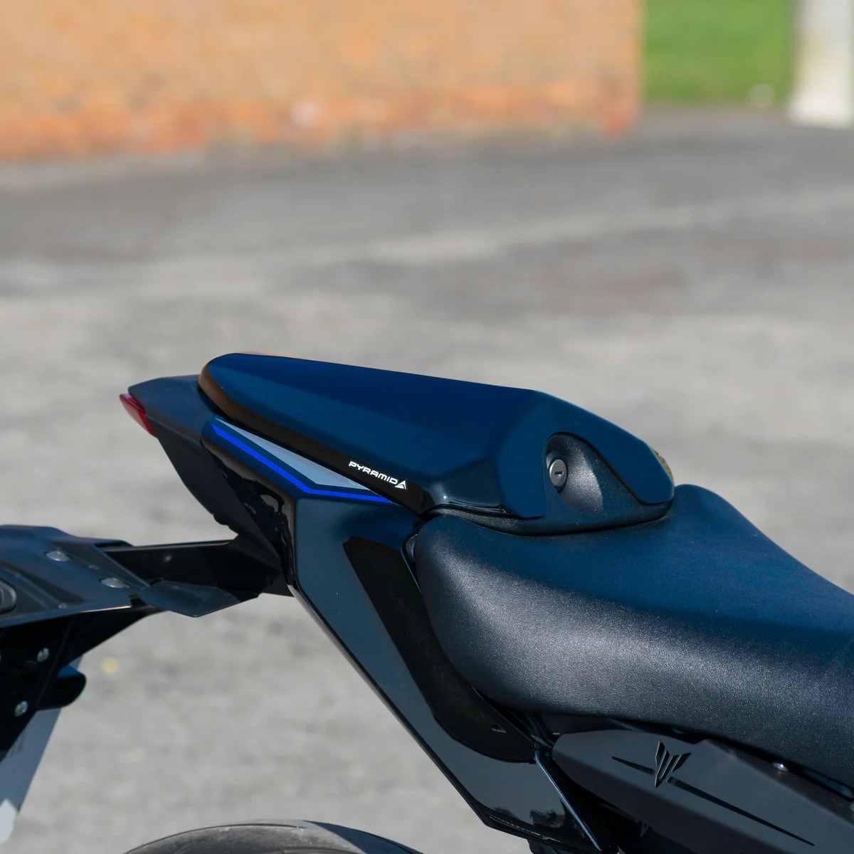 Yamaha MT-09 24- kryt sedla 12450GZ