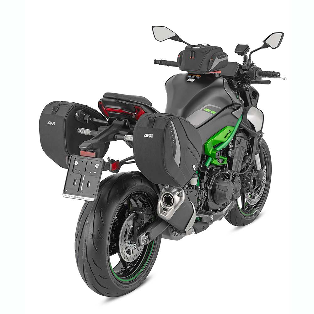 Givi EASY12R boční moto brašna 18L. pravý
