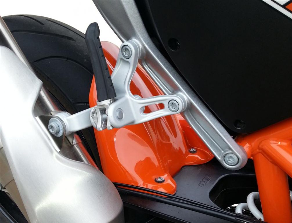 KTM 690 Duke/R 12- blatníček 079302D