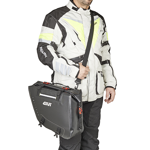Givi GRT718 boční moto brašny 2x15L.