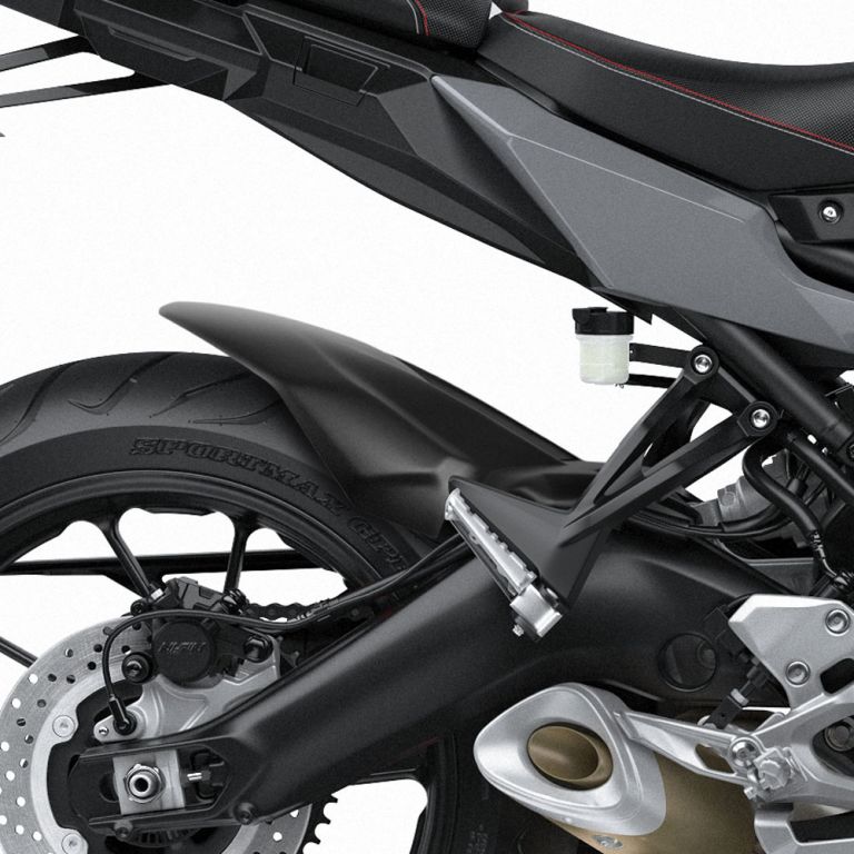 Yamaha  Tracer 900/GT 18-20 blatníček 072447M