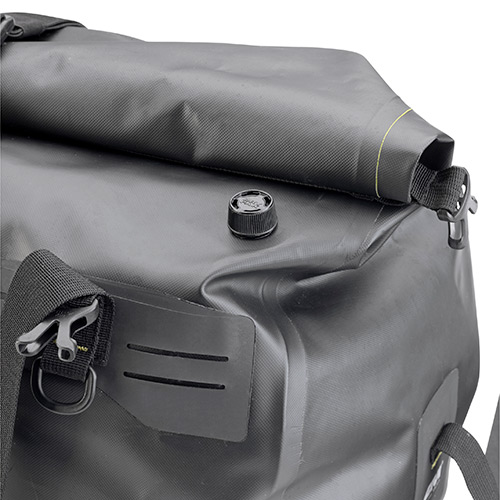 Givi GRT712B CANYON zadní moto brašna 40L.