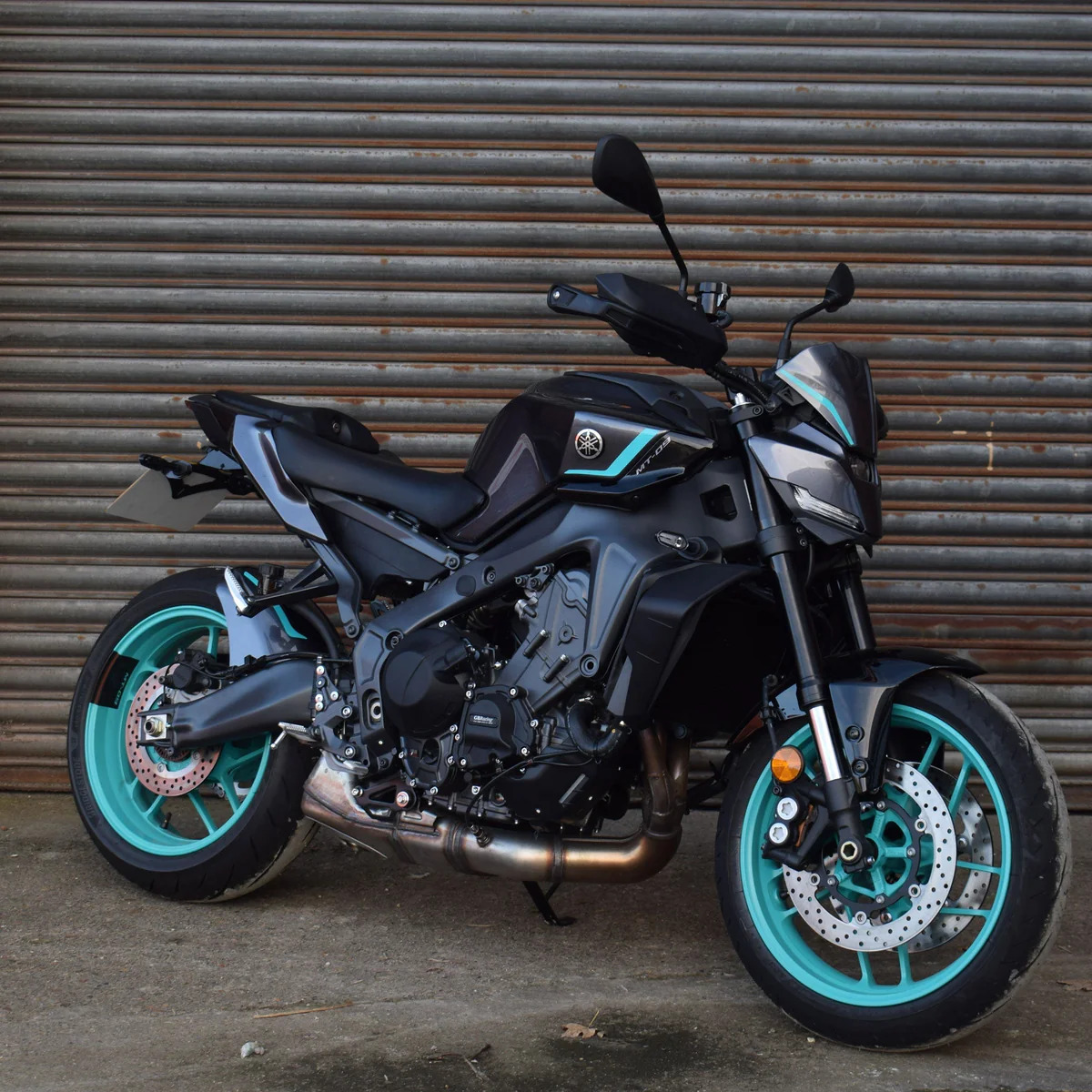 Yamaha MT-09 24 přední štít 22190PG