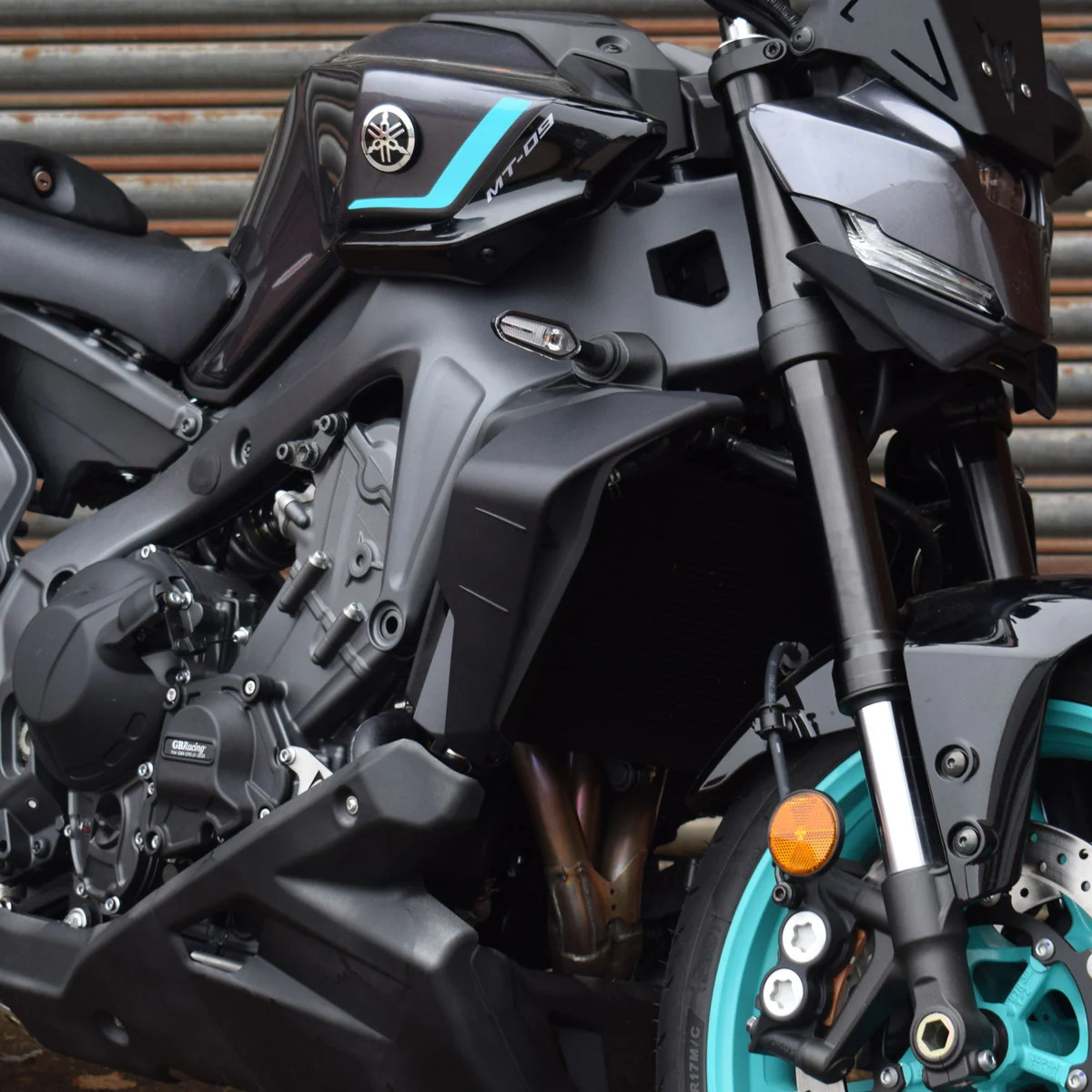 Yamaha MT-09 24 spoiler boční  38265