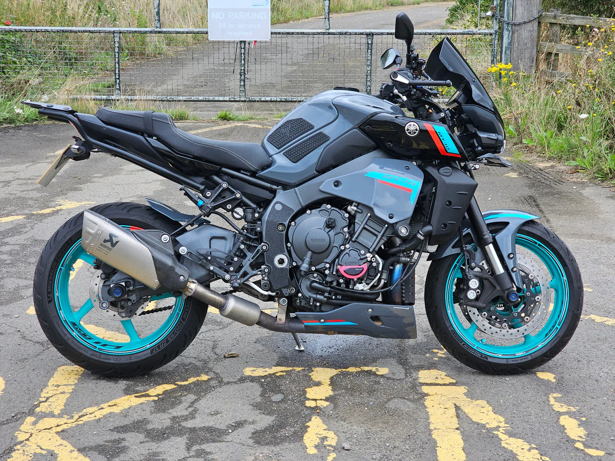Yamaha MT-10 22- klín pod motor  22170D