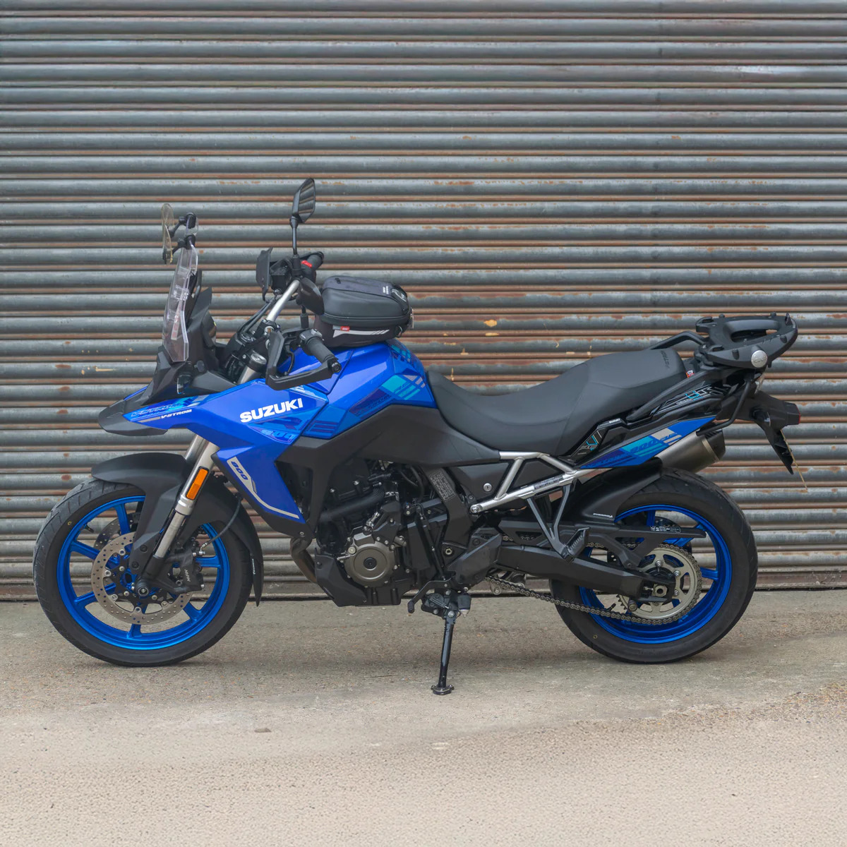 Suzuki V-Strom 800 RE 2024 zadní blatníček 070800M