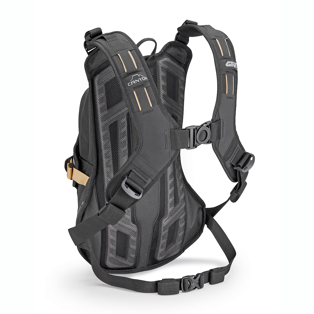 Givi GRT731 Batoh 12L.