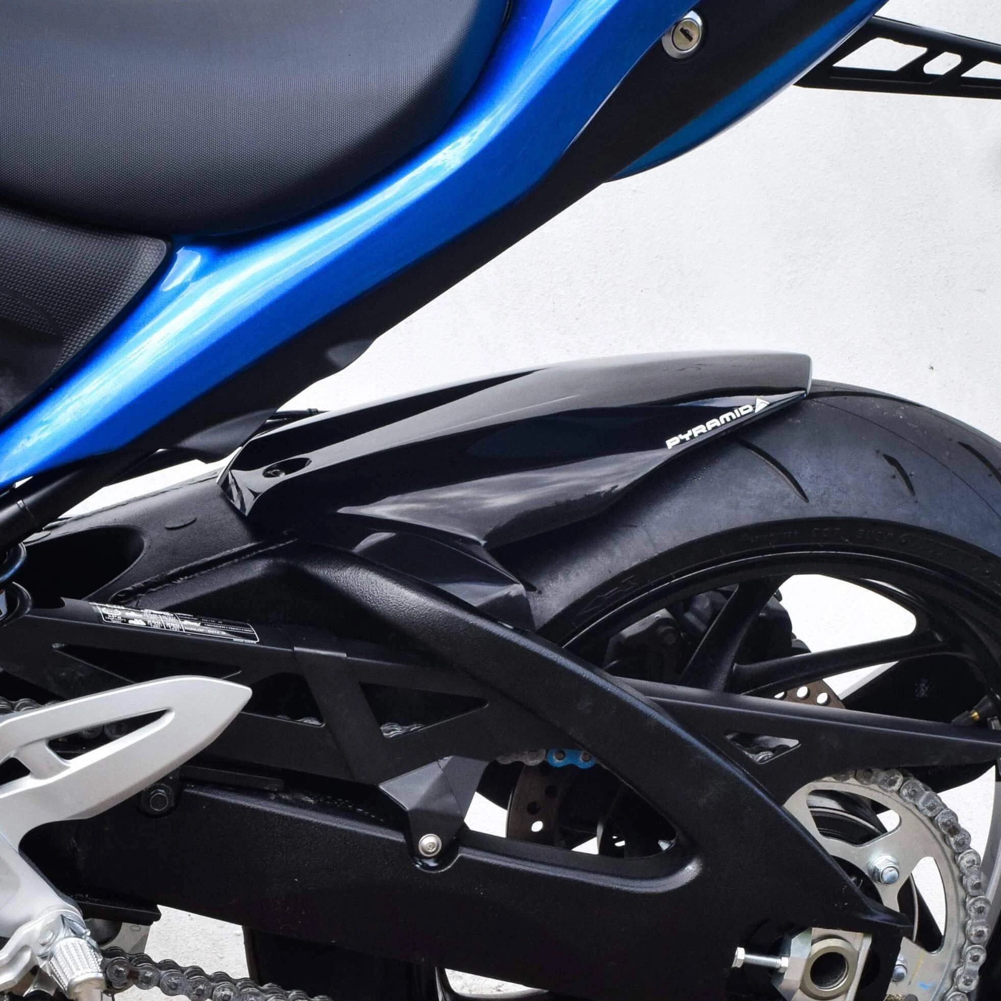 Suzuki Katana 19/GSX-S 1000 15-/GT 22  zadní blatníček 070403B