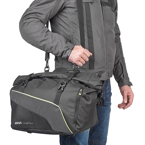 Givi EA133 boční moto brašny 2x25L.