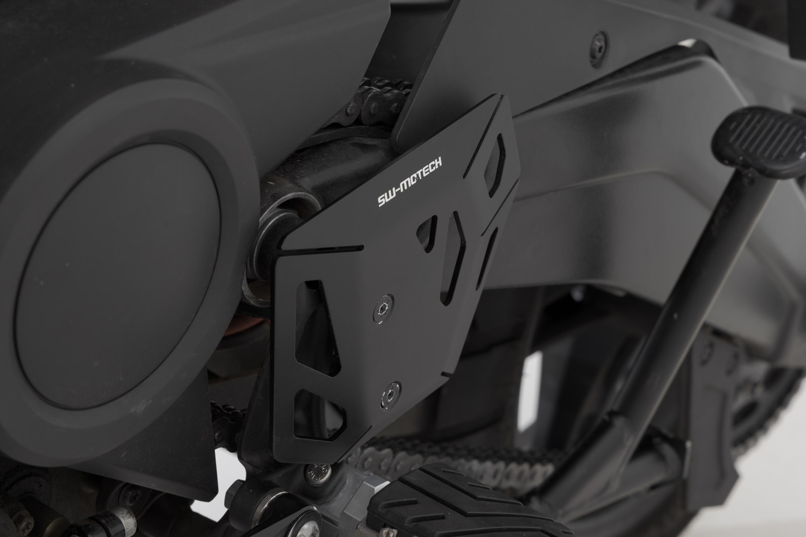 Harley Davidson Pan America 21- chránič paty SCT.18.911.10100/B