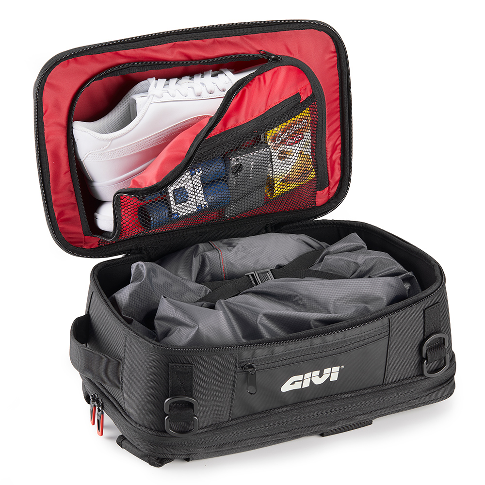 Givi XL12 zadní moto brašna/batoh 18L.