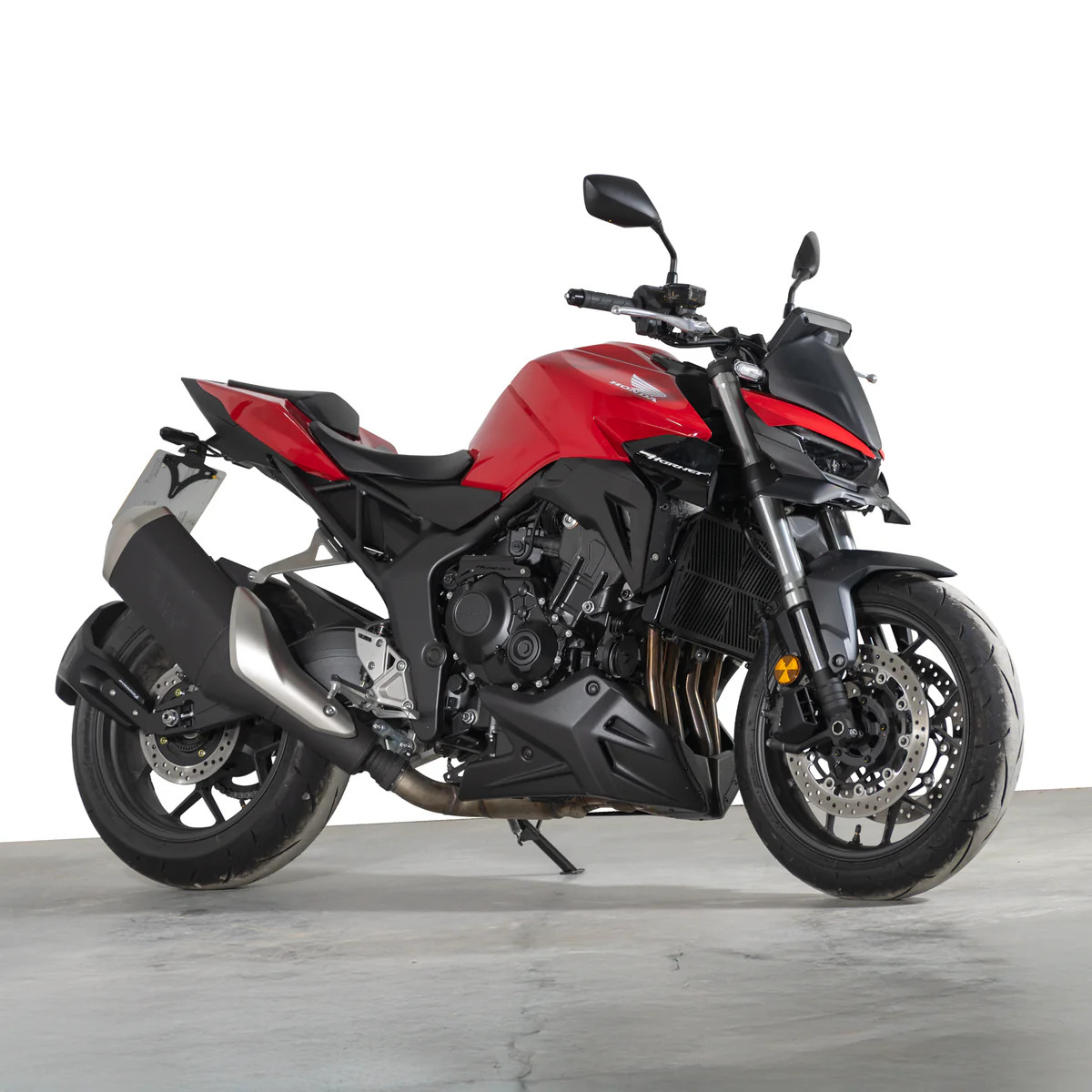 Honda CB 1000 Hornet 25 klín pod motor 21890M