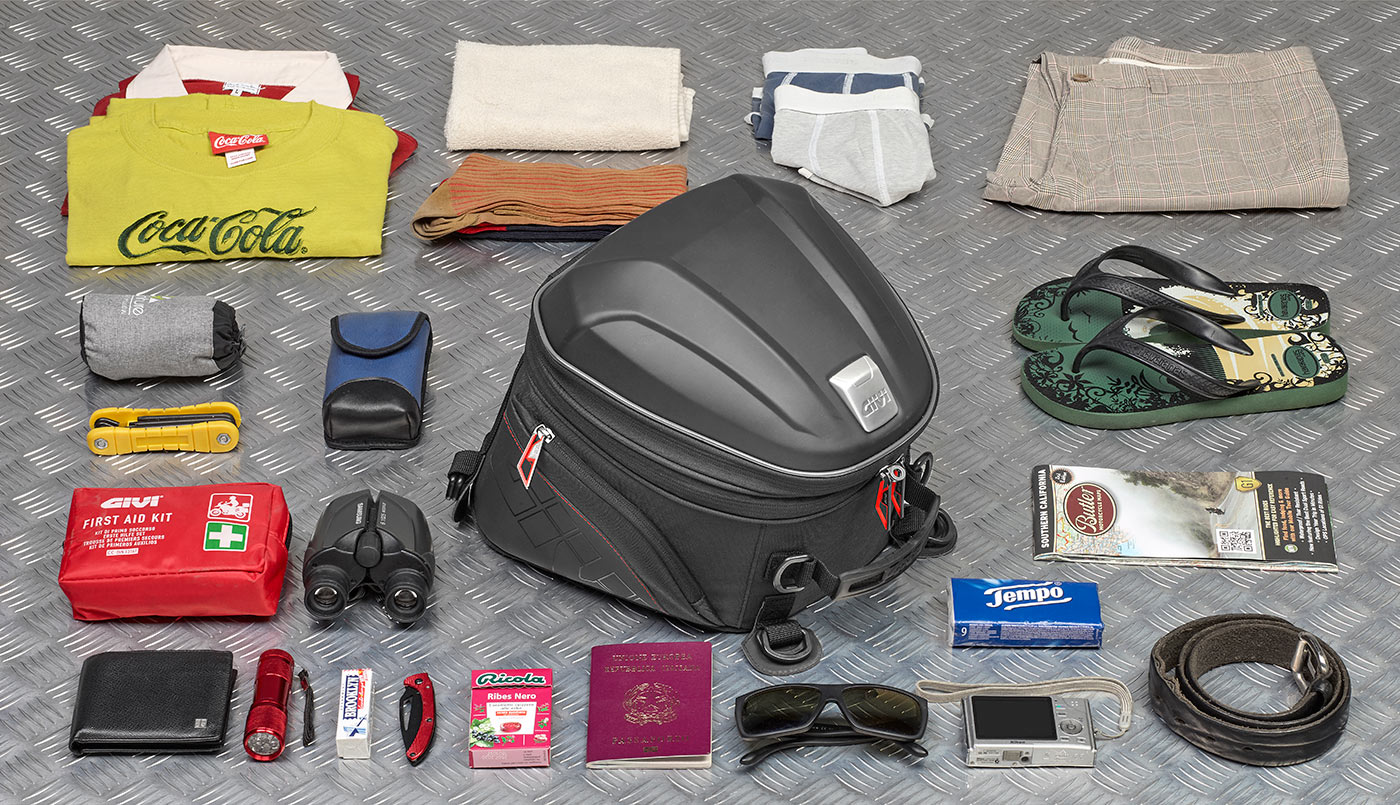 Givi ST607+ zadní moto brašna 22L.