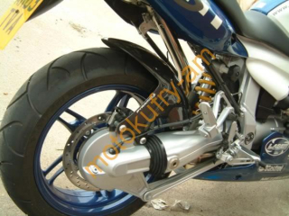 BMW K1200 RS 97-05 / K1200 GT 03-05 Blatníček zadní 07408B