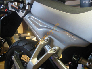 YAMAHA XT1200Z Podsedlový plast 22125D