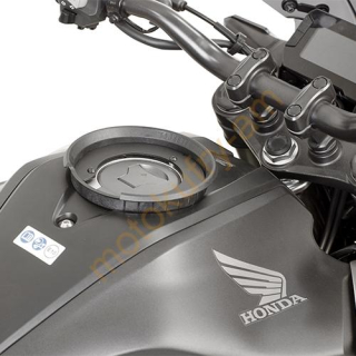 BF41 objímka pro uchycení tankruksaku Honda CB125/300R