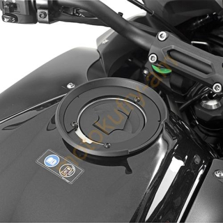 BF26 objímka pro uchycení tankruksaku Versys 650 15-21