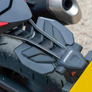 Honda CB 1000 Hornet 25 kryt na zadní blatník 31940M